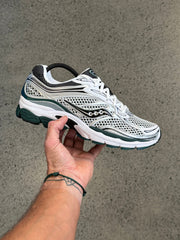 Saucony Progrid Omni 9 White Pine Green Men's
