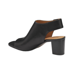 Evelyn Bootie