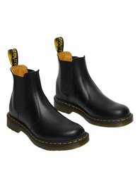 Dr. Martens 2976 Smooth Leather Chelsea Boot Black